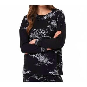 NEW FRENCH KYSS abstract print scoop neck top in black/white